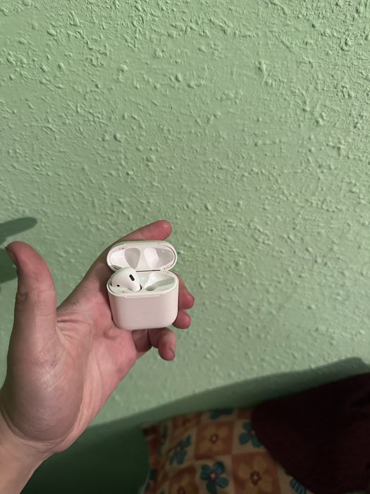 Оригинал Airpods 2