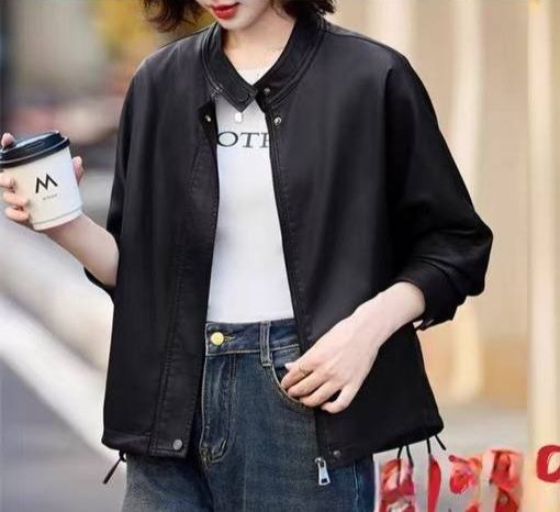 Куртки Бомбер 46/52 на Весну