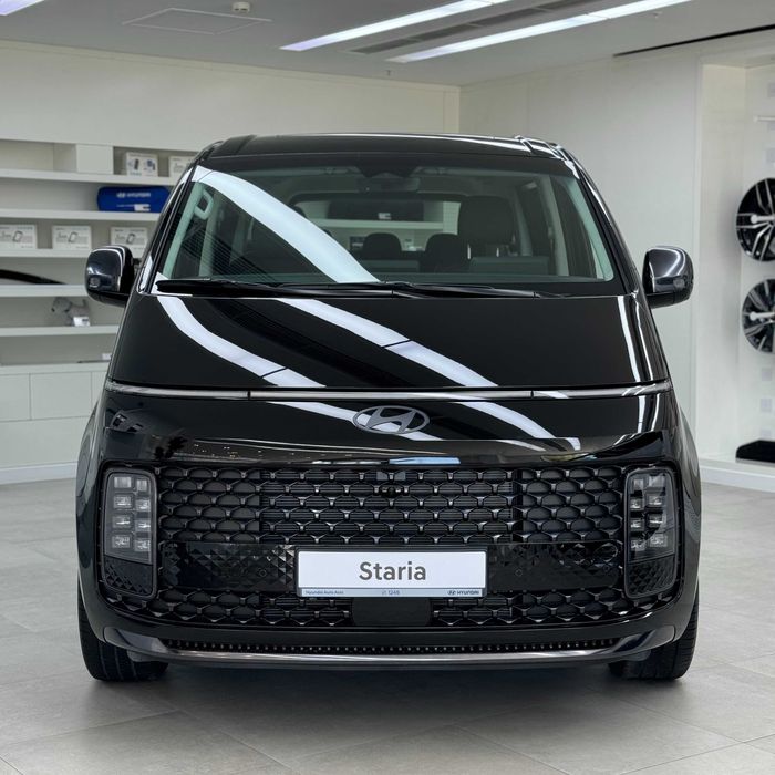 Hyundai Staria Luxe 2026