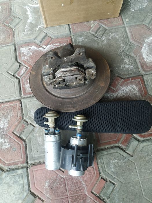 Продам запчасти от бмв е 34