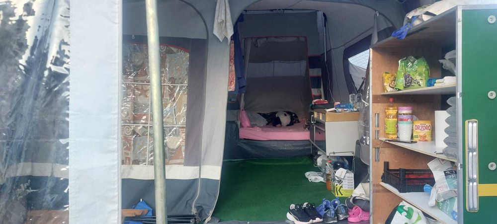 Remorca cort Camp Let Royal