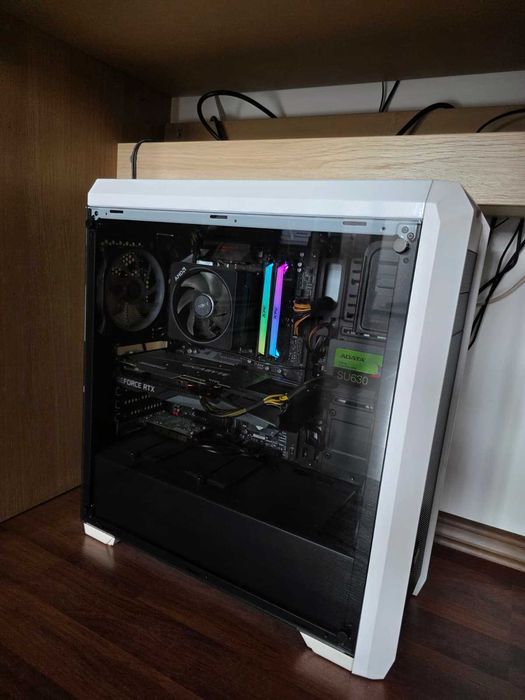 Gaming desktop cu AMD Ryzen 7 3800X, 32 GB RAM, NVIDIA RTX 3060 12GB, SSD 500 GB + SSD 480 GB + HDD 2 TB, Sursa Sirtec 700W, Monitor Gaming 27" 144Hz