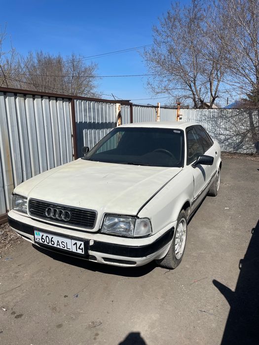 Продам Ауди 80 б4