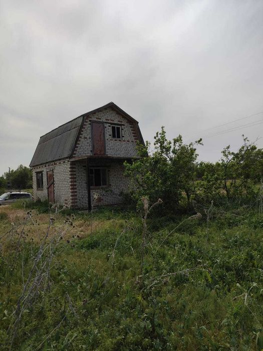 Продам дачный участок (дом)