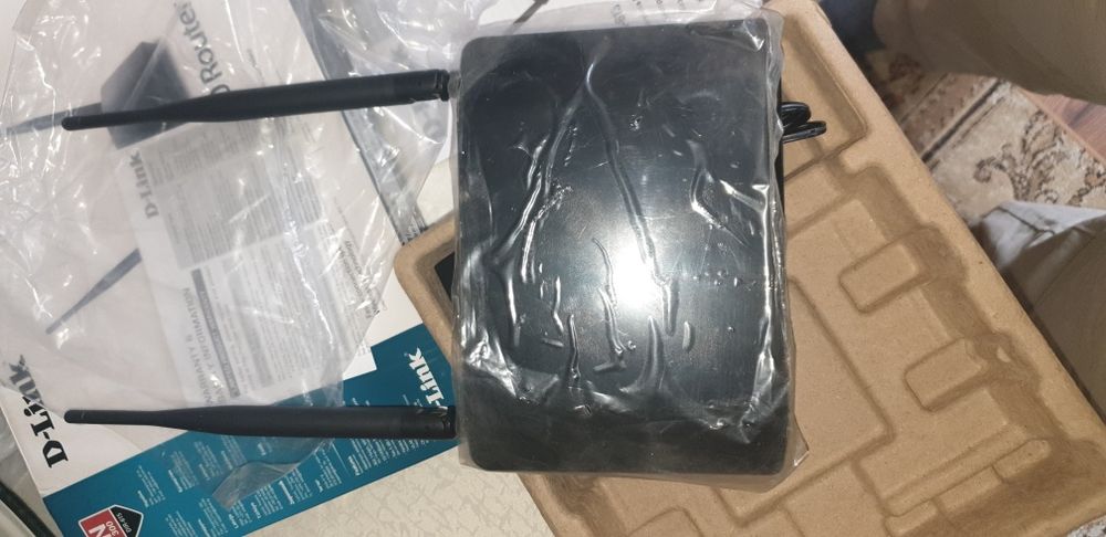 Роутер D-Link DIR-615