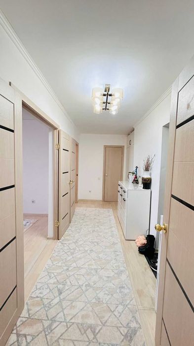 Продается 2 комнатная квартира .