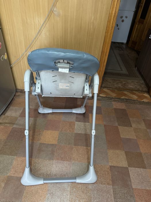 Продам стульчик для кормления