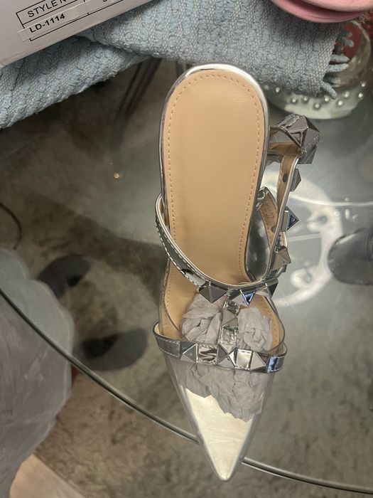 Нови дамски обувки-37 номер