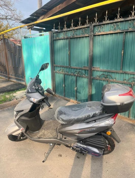 Продам мопед новый