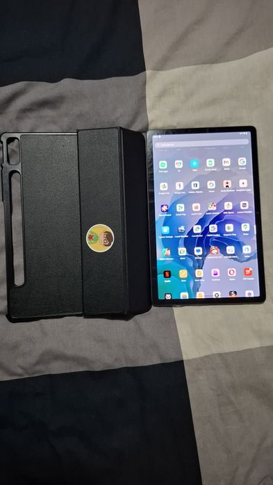 Vand telefon,tabletă