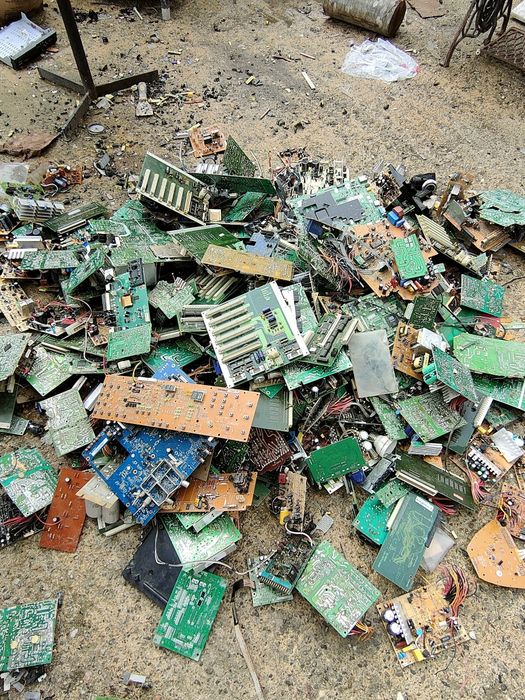 Vând plăci electronice