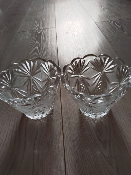 Стелынные хрустальные пасуды