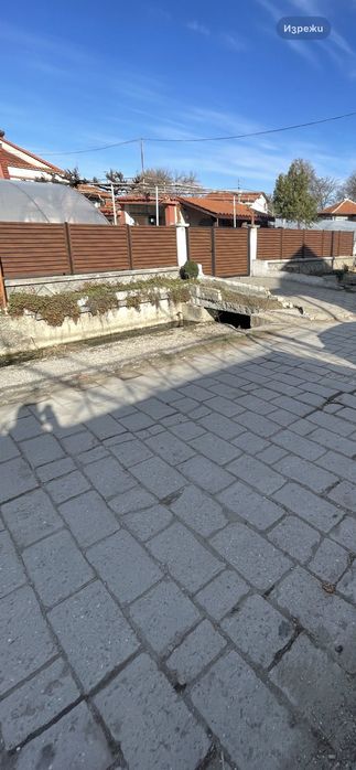 Метални врати и огради тип щора