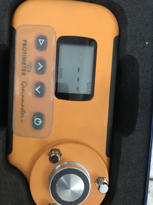 Masurat umiditate cerealelor (probă la sol)