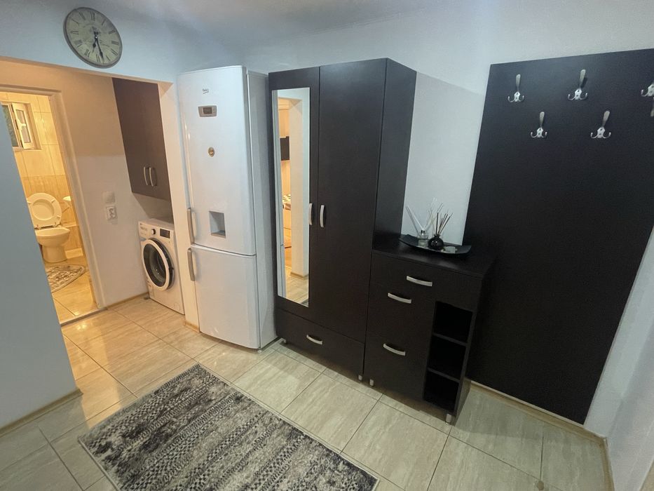 Apartament 2 camere de inchiriat, zina Sfanta Vineri