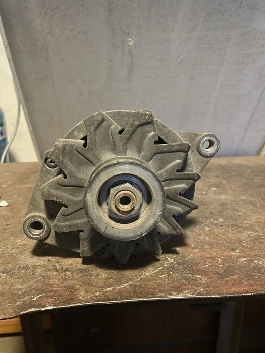 Динамо/алтернатор за волво/volvo 460 1.7 i