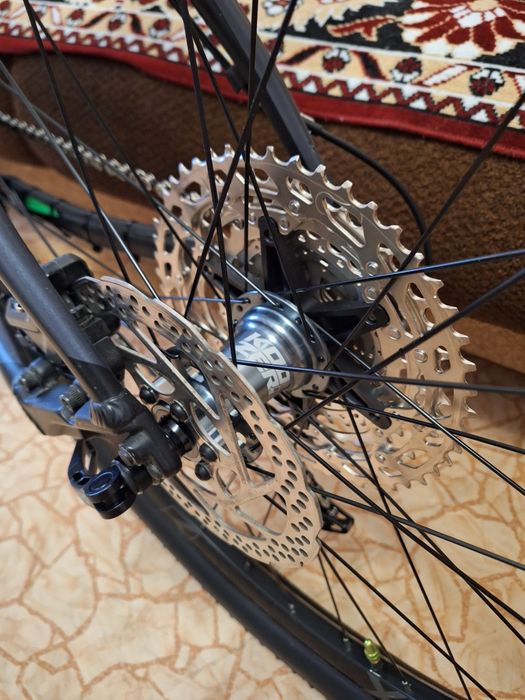 Продам велосипед Scott aspect 770