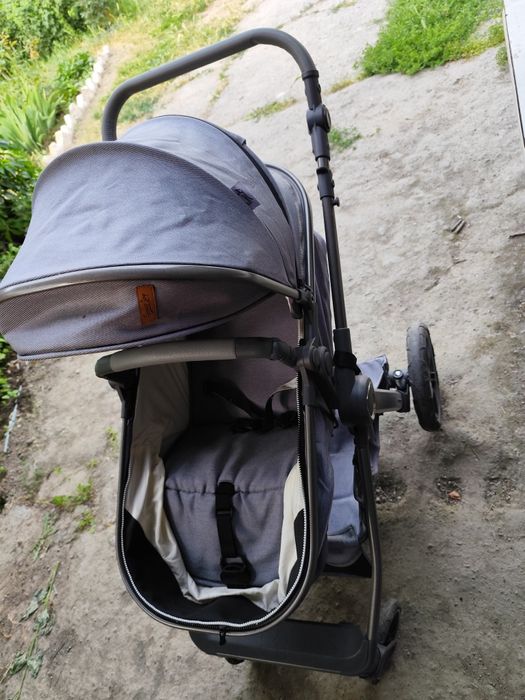 Продается детская коляска