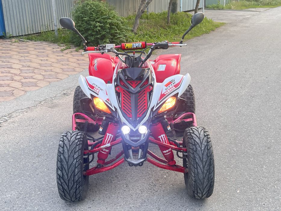 Yamaha raptor YFM700