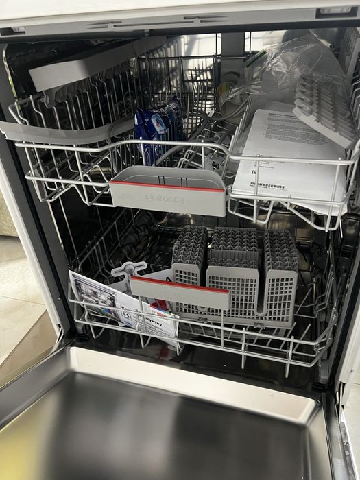 Новая посудомойка Bosch