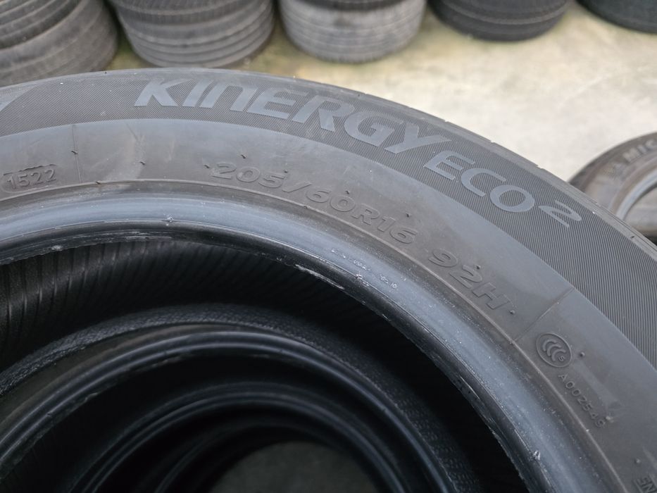 4бр Летни гуми 205 60 16 - Hankook