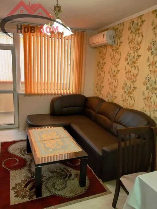 Дава се под наем Двустаен апартамент в Велико Търново, Център - 75 кв.м за 357 € - Снимка #1