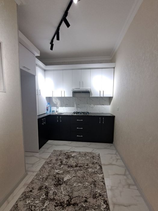 2 xonali kvartira sotiladi geofizikada