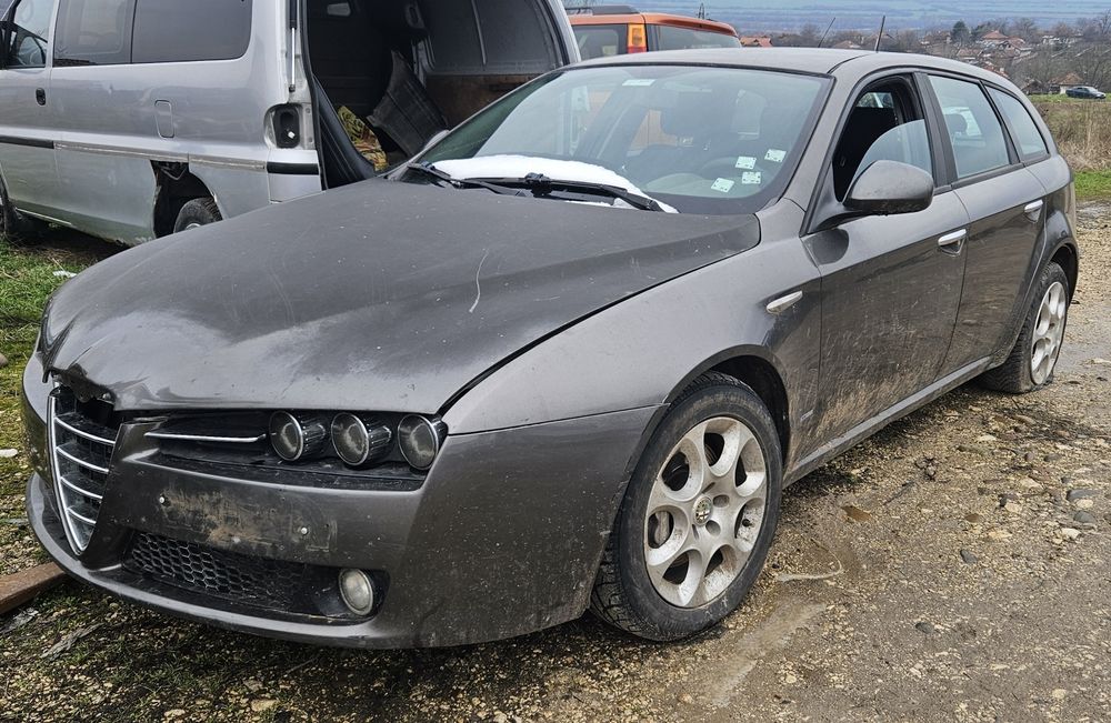 Алфа Ромео 159 1.9 JTD на части Alfa Romeo 1.9 jtd 150ks na chasti