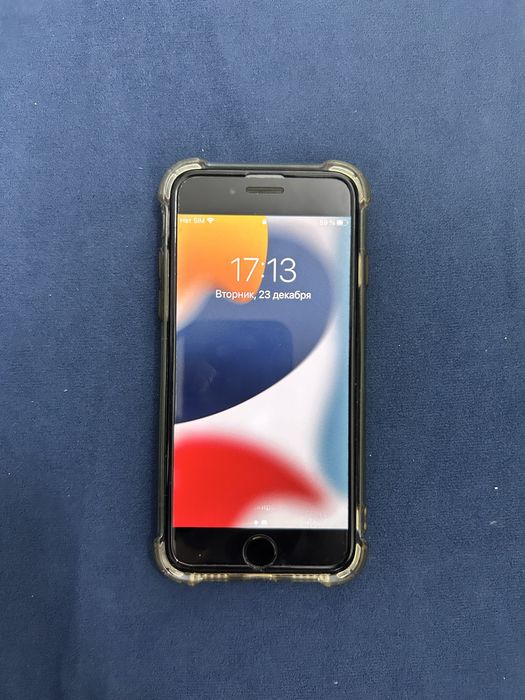 Продам айфон 7