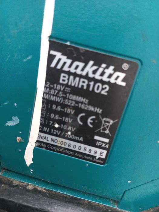 Boxă       makita
