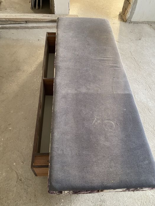 2 дивана состояние норм. Просто пыльные