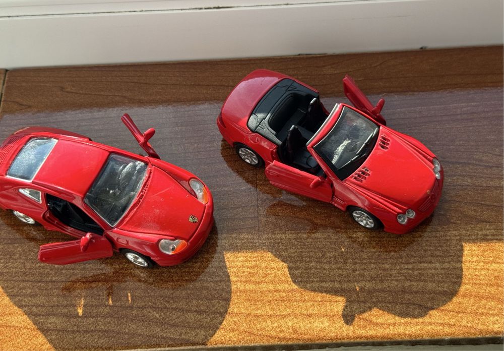 Machete auto 1/43 Burago