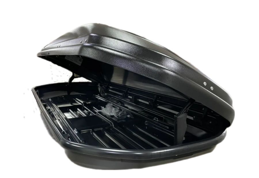 Автобокс  VOYAGE P 670 л.