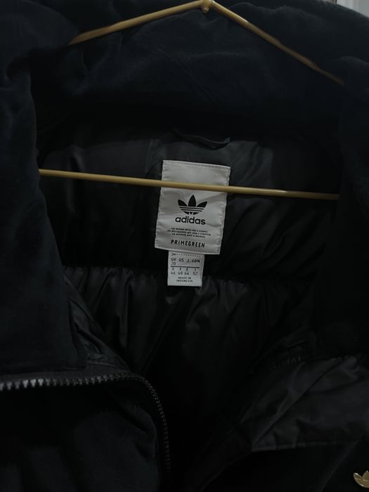 Продам куртку адидас оригинал