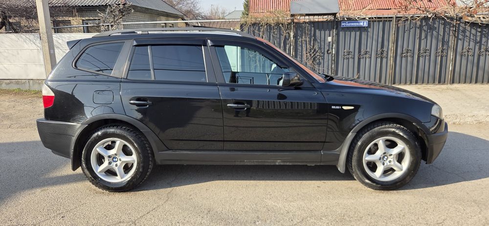 Продам бмв х3 2004 год
