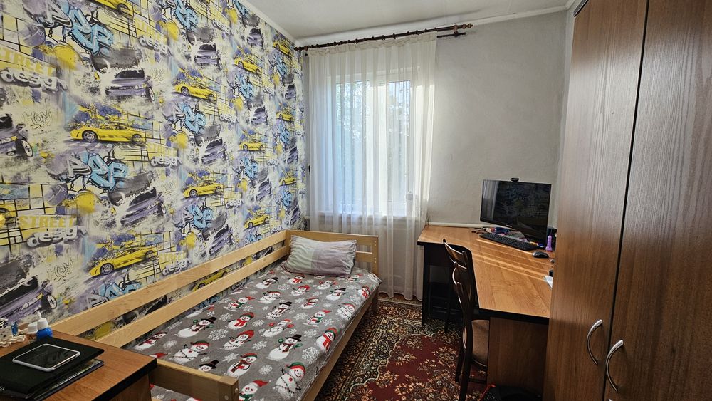 Продаётся полдома мкр.Кемел