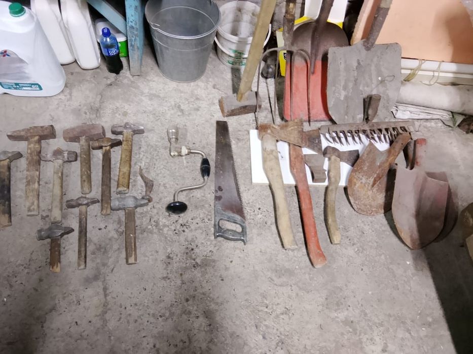 Продам топор молоток лопата пила грабли кувалда вилы советские