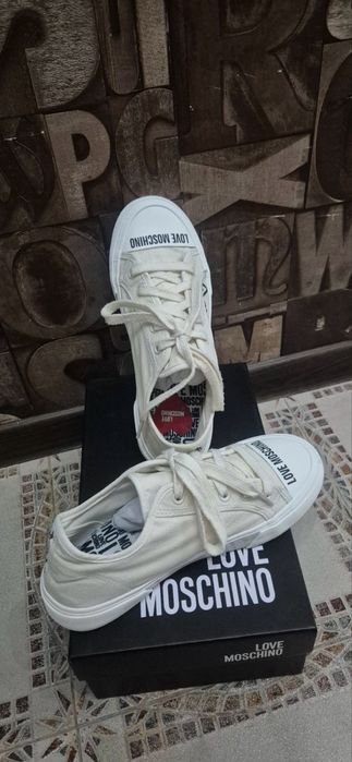 Оригинални кецки Love Moschino