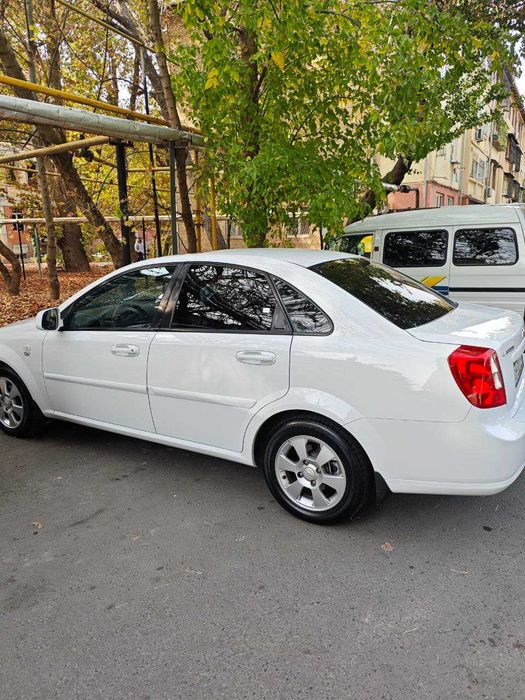Chevrolet Jentra
