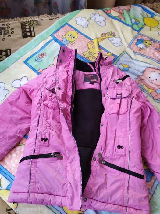 Куртки зимние для девочки. Рост 152
