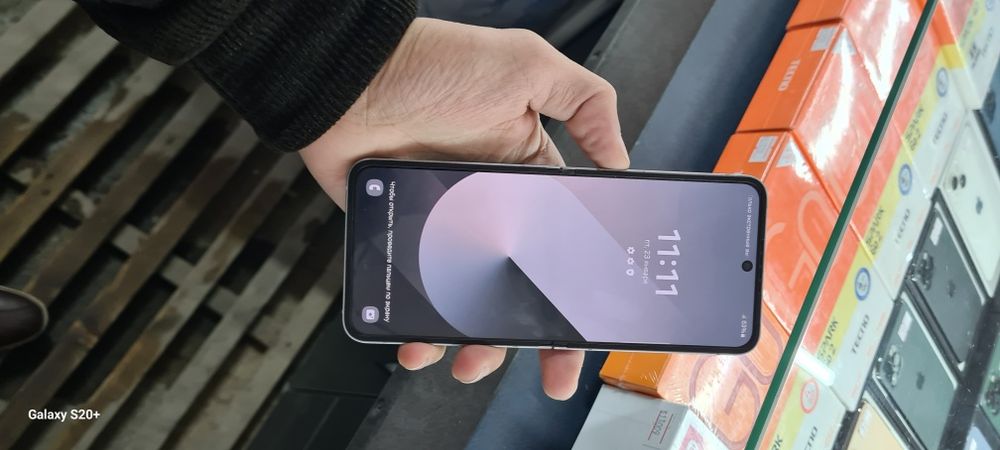 Samsung z filip 6 256/12