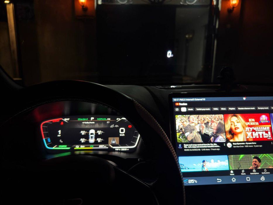 HEAD UP дисплей на лобовое стекло