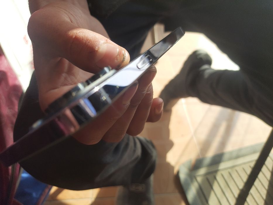 Iphone 14 pro max ideal usta kòrmagan!