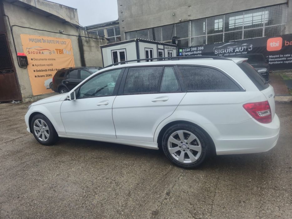 Mercedes C200 an 2013