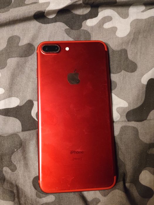 iPhone 7+(заблокирован)