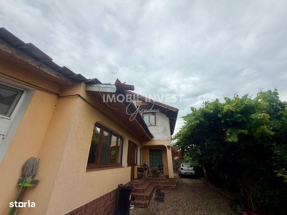 Casa individuala P+E, 2 corpuri, zona centrala, 398 mp utili, 600 tere