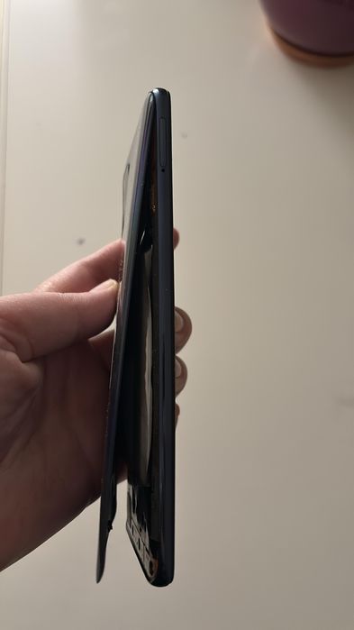 Продам Самсунг А51