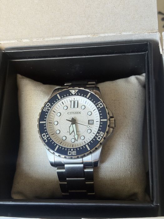 Продам часы Citizen