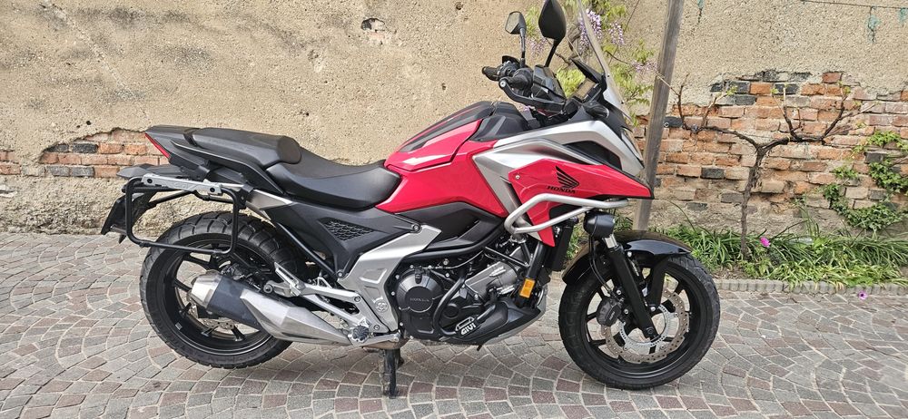 Honda NC750X 2021