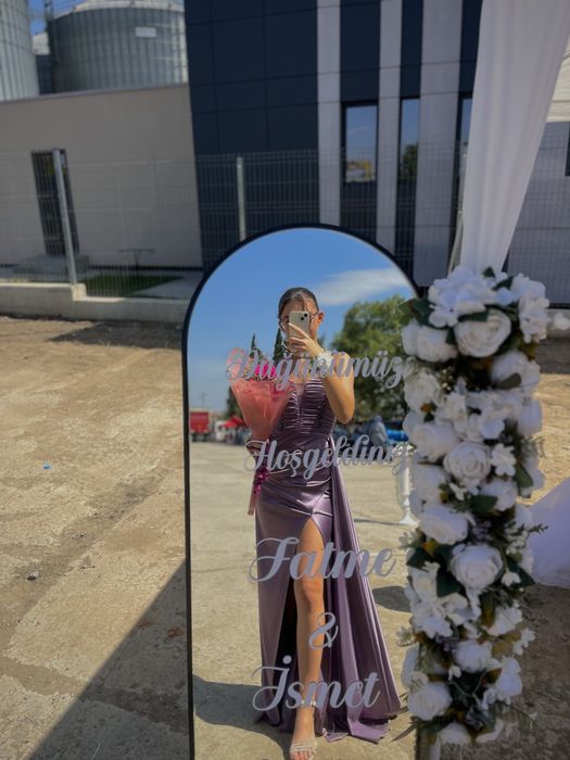 Официална рокля